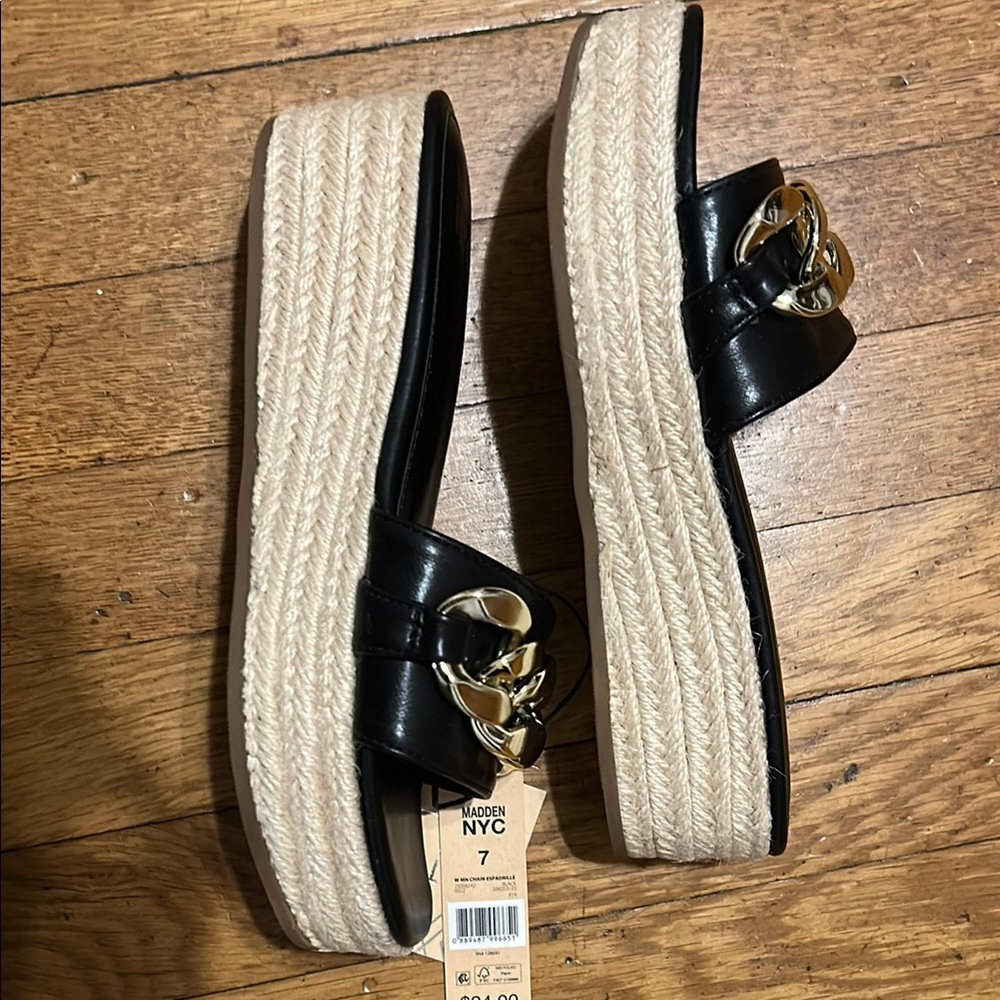 Steve Madden Black and Gold Chain Sandals - Picture 3 of 5